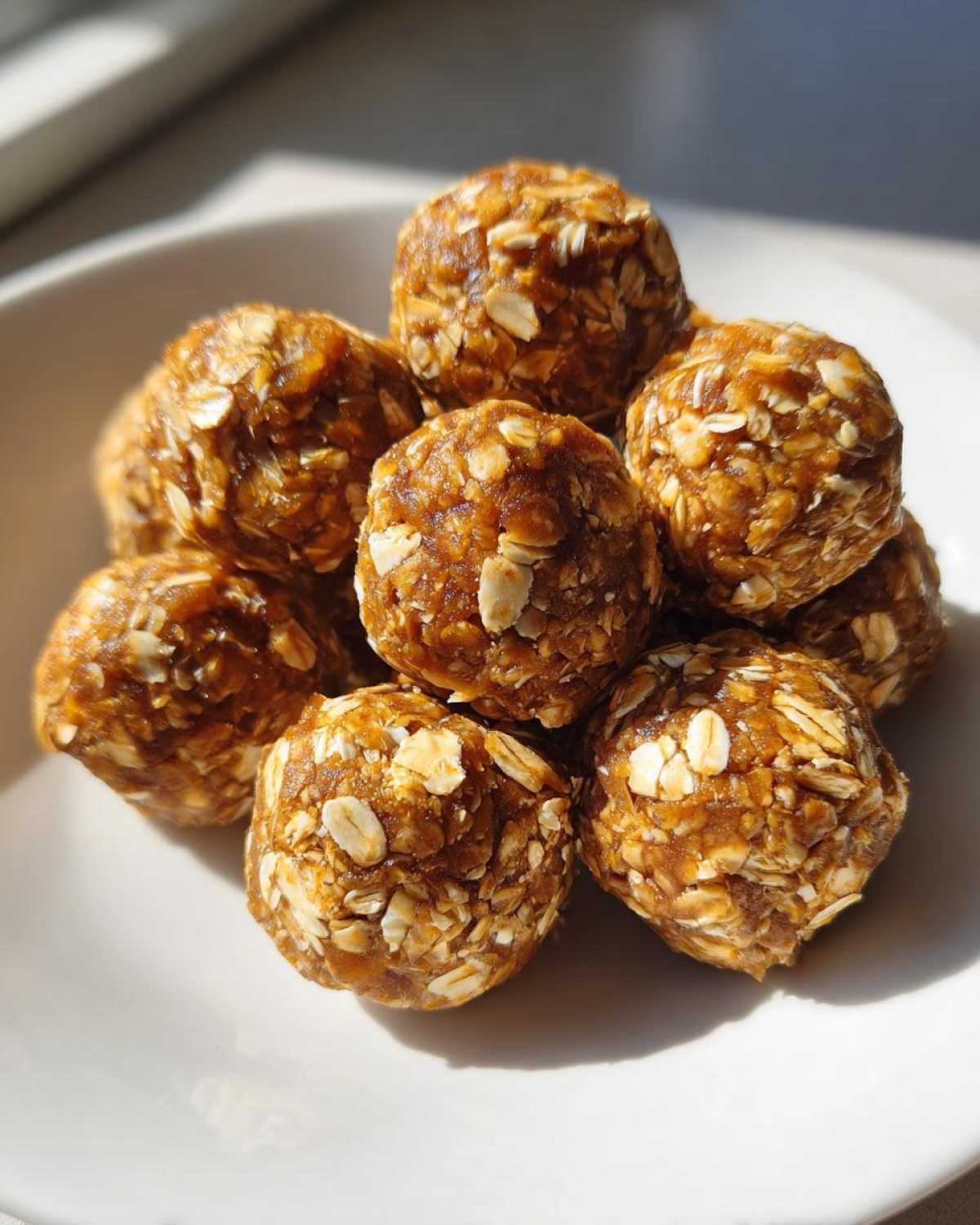 No-Bake Pumpkin Oat Energy Bites - detail 2