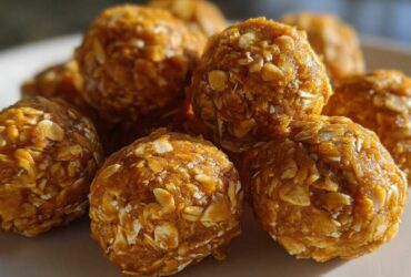 No-Bake Pumpkin Oat Energy Bites