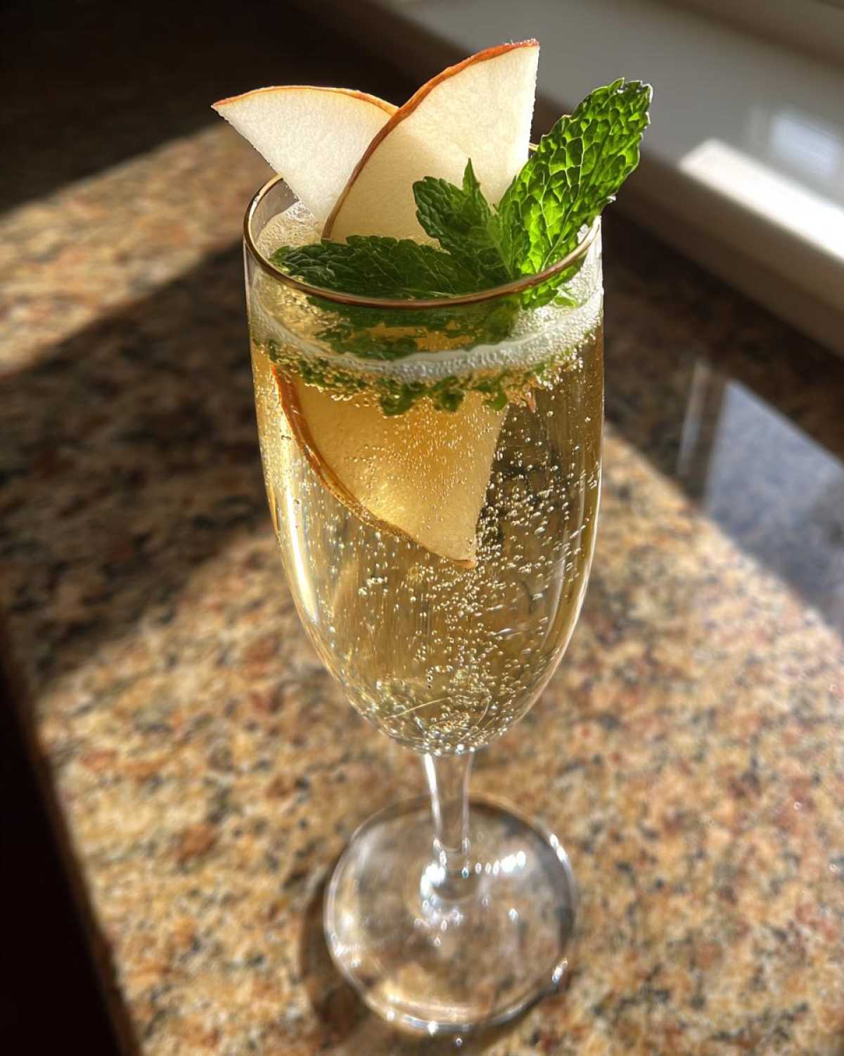 Pear Ginger Fizz Cocktail - detail 3