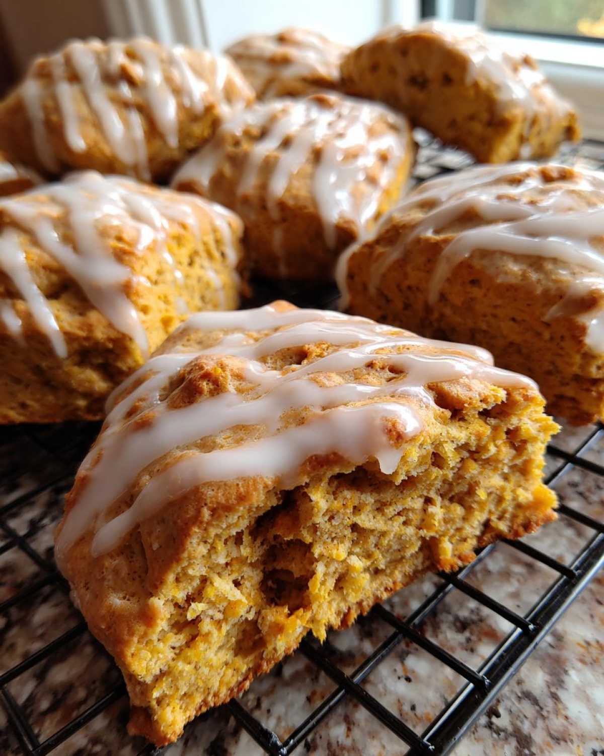 Pumpkin Scones with Spiced Glaze - detail 3